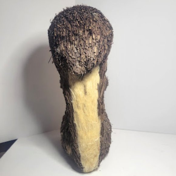 LIGHT WEIGHT NATURAL ANIMALS LARGE SIZE SQUIRREL DECORATION 9.5" TALL - Picture 4 of 7